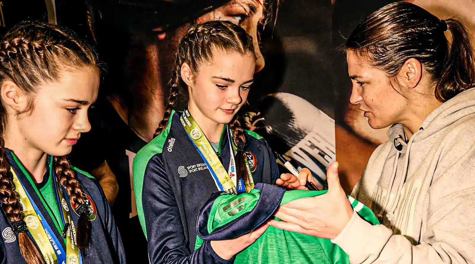 katie taylor with fans